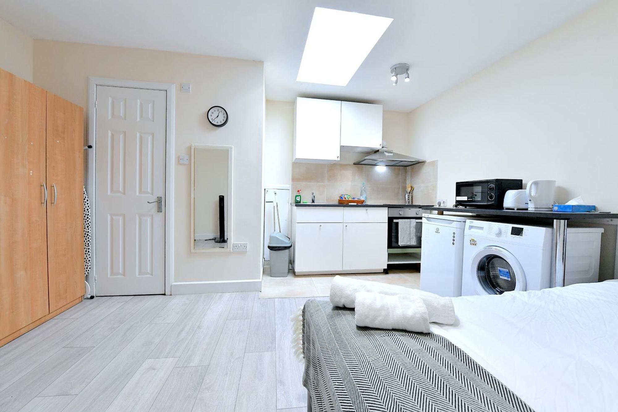 City Apartments Near Seven Sisters Londra Esterno foto